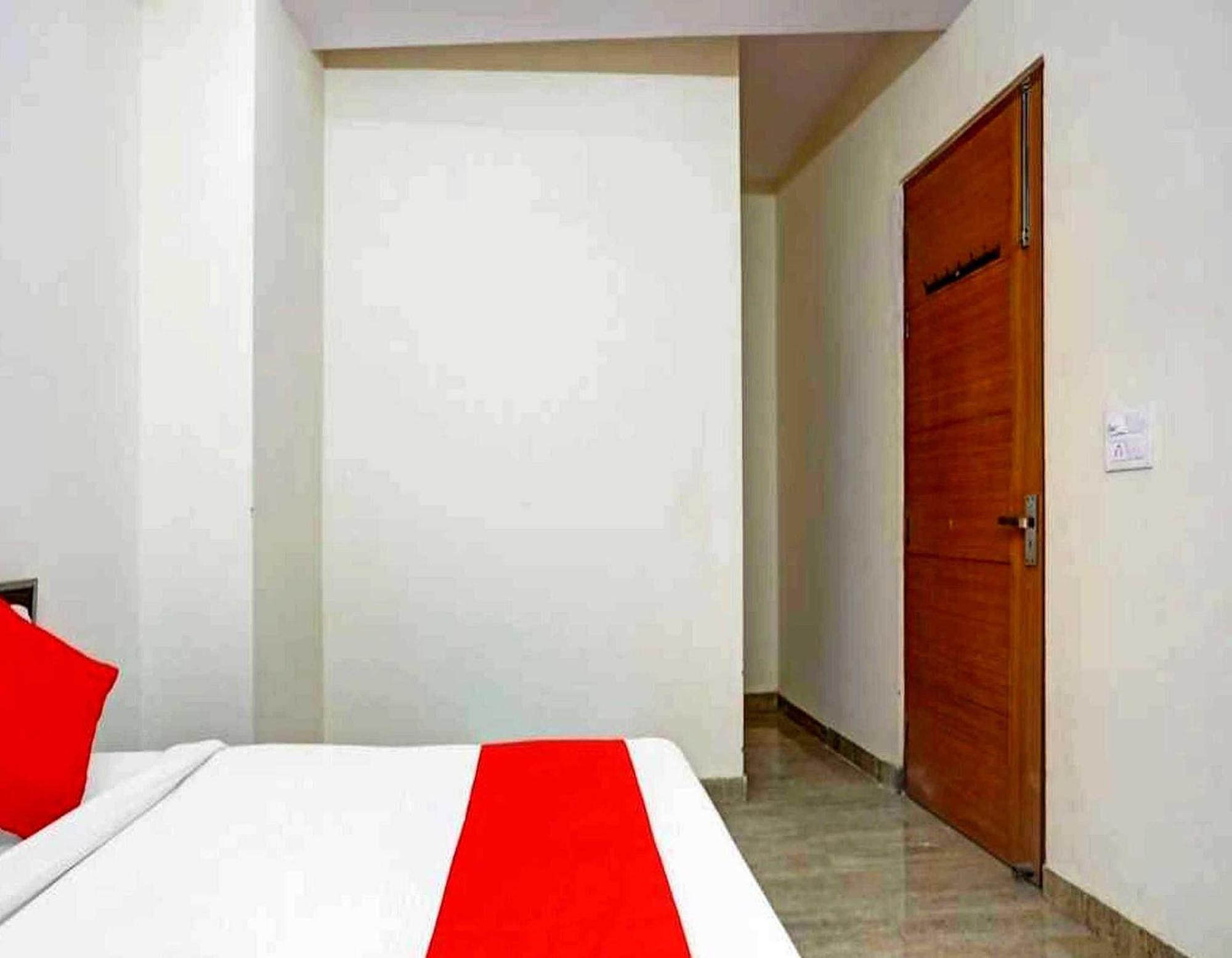 Hotel Sky Bird Bhauli ภายนอก รูปภาพ