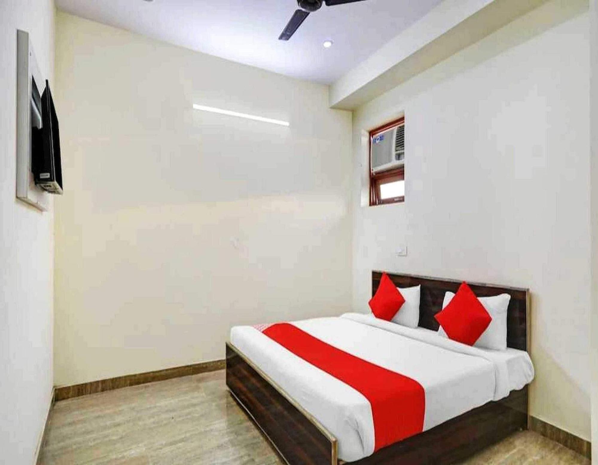 Hotel Sky Bird Bhauli ภายนอก รูปภาพ